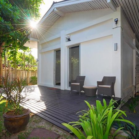 Ban Mok Talay Beachfront Villa Bang Rak Beach  Zewnętrze zdjęcie